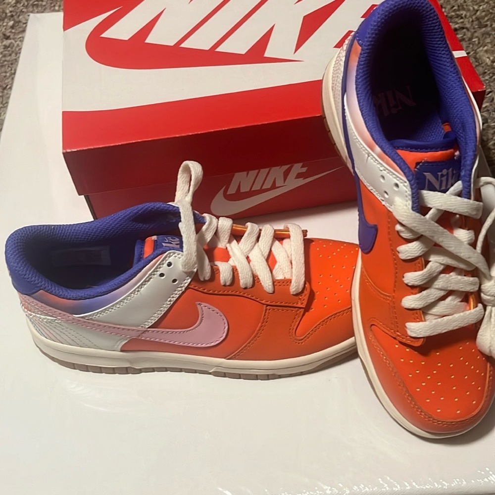NWT Nike Dunk Low Size 4.5Y